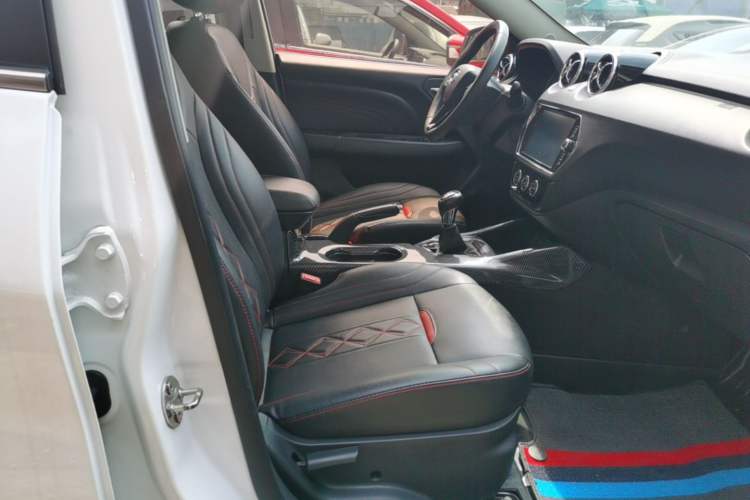 Used Soueast DX3 2018 1.5L Manual Luxury Model Right Front Seat
