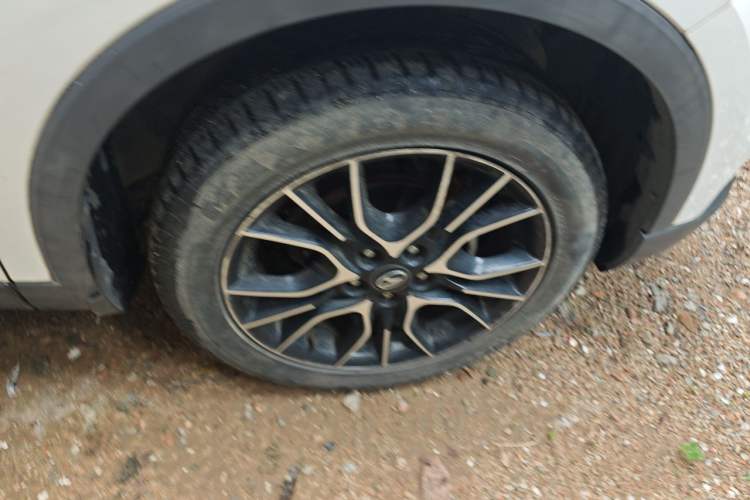Used Soueast DX3 2018 1.5T CVT Luxury Model Right Front Wheel Hub