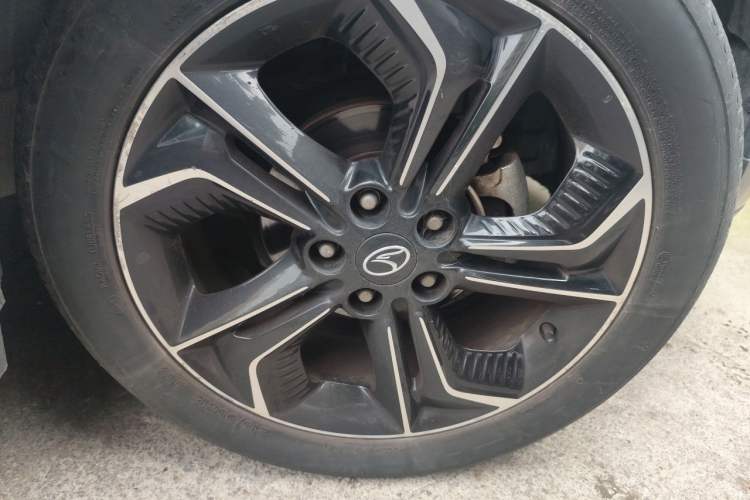 Used Soueast DX3 2018 1.5T Outdoor Edition CVT Prestige Model Right Front Wheel Hub