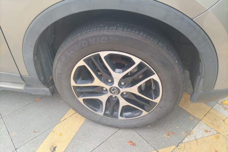 Used Soueast DX3 2018 1.5T CVT Flagship Edition Right Front Wheel Hub