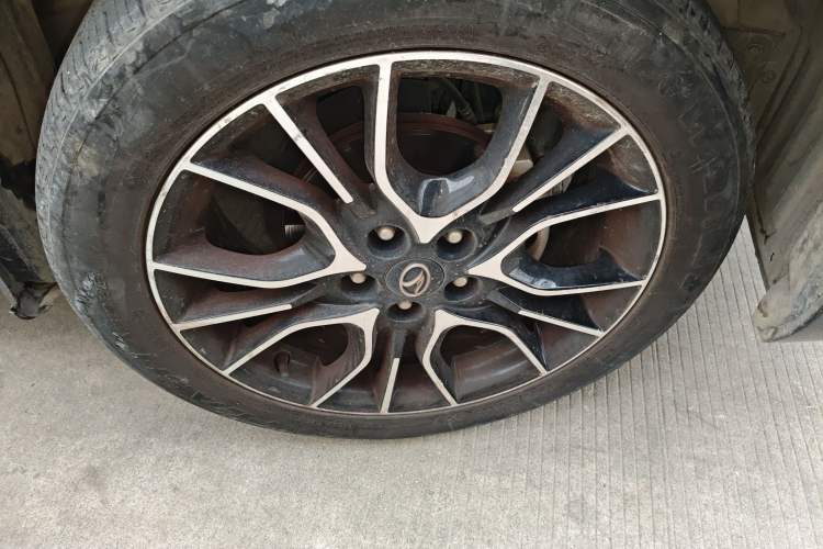 Used Soueast DX3 2018 1.5L Manual Luxury Model Right Front Wheel Hub