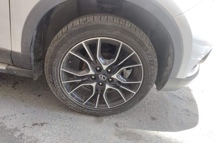 Used Soueast DX3 2018 1.5L Manual Luxury Model Right Front Wheel Hub