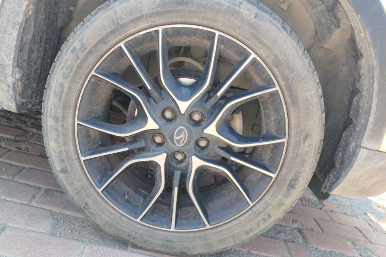 Used Soueast DX3 2018 1.5L Manual Luxury Model Right Front Wheel Hub