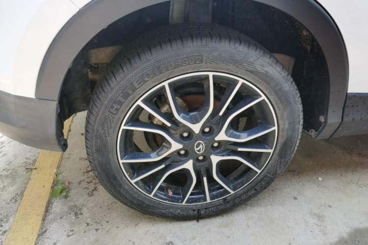 Used Soueast DX3 2018 1.5L Manual Luxury Model Right Rear Wheel Hub