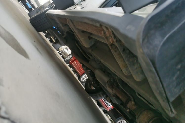 Used Soueast DX3 2018 1.5T CVT Luxury Model Right Side Sill