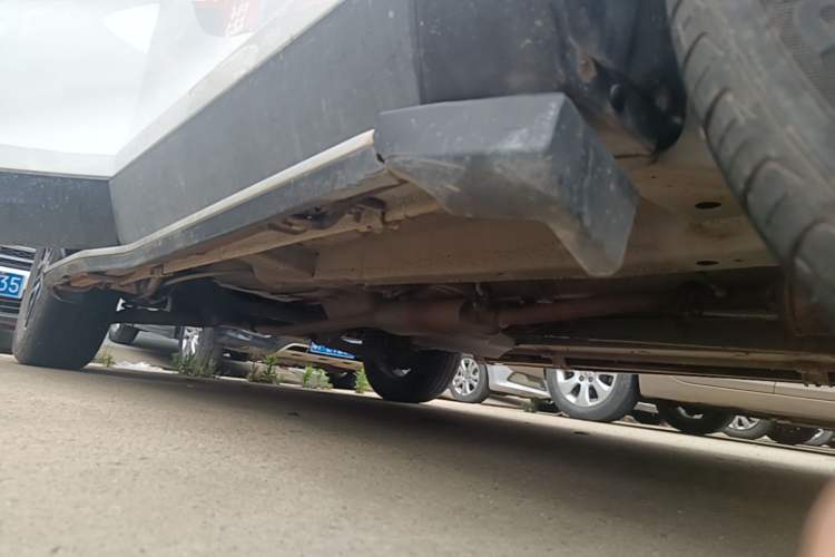Used Soueast DX3 2018 1.5L Manual Luxury Model Right Side Sill
