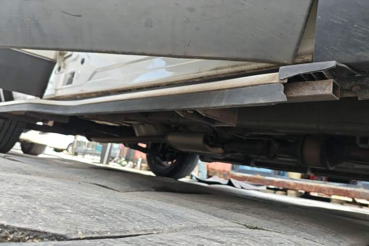 Used Soueast DX3 2018 1.5T CVT Luxury Model Right Side Sill