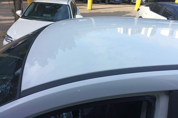 Used Soueast DX3 2018 EV400 Elite Edition Roof