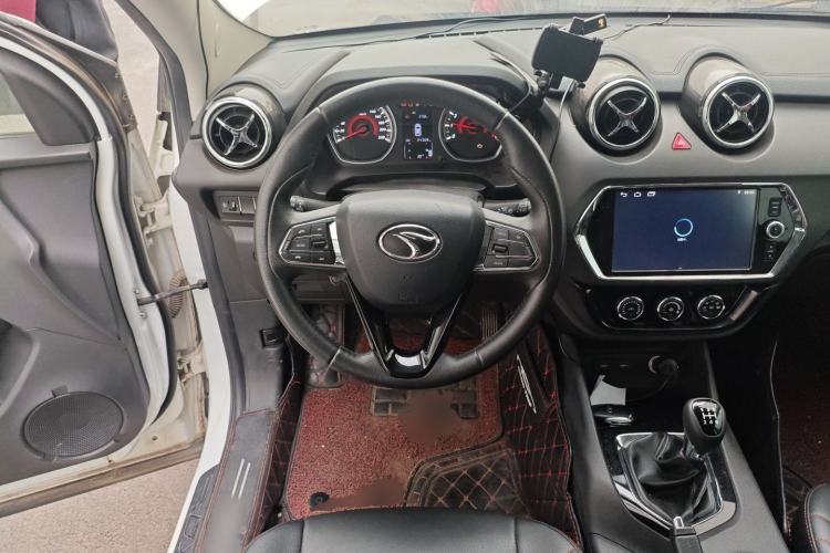 Used Soueast DX3 2018 1.5L Manual Luxury Model Steering Wheel