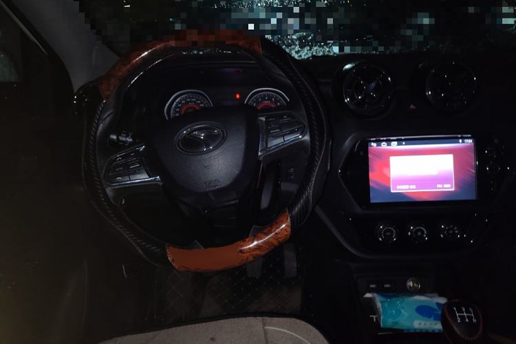 Used Soueast DX3 2018 1.5L Manual Luxury Model Steering Wheel