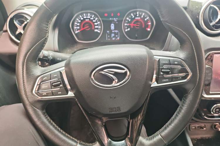 Used Soueast DX3 2018 1.5T CVT Luxury Model Steering Wheel