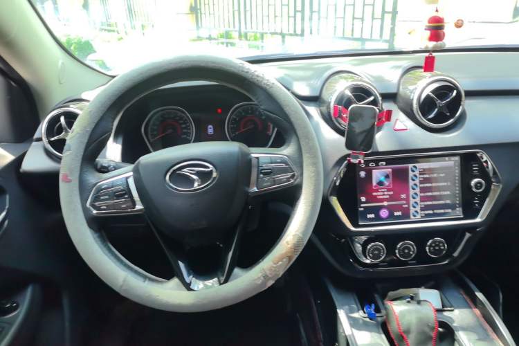 Used Soueast DX3 2018 1.5T CVT Luxury Model Steering Wheel