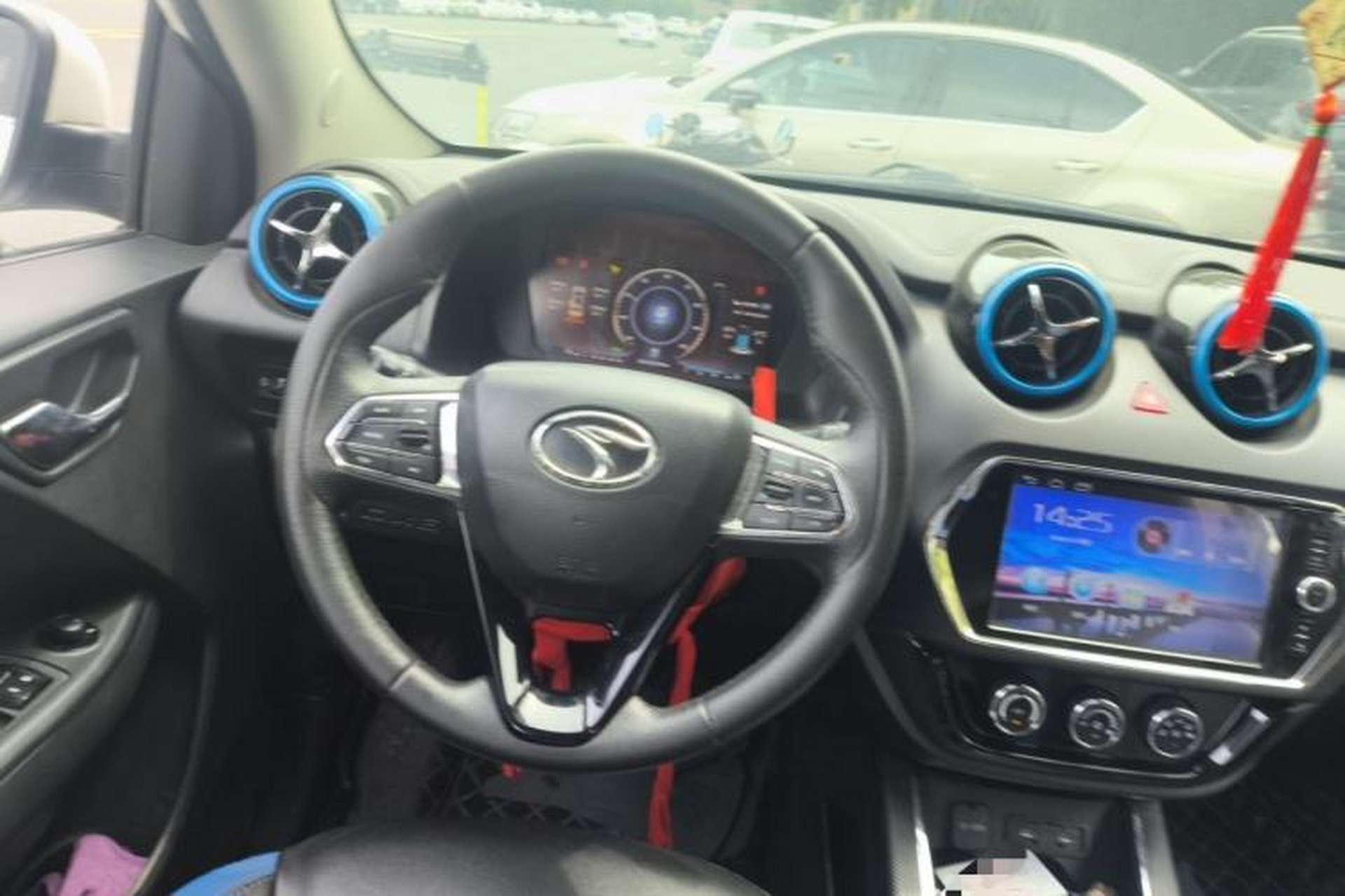 Used Soueast DX3 2018 EV400 Flagship Edition Steering Wheel