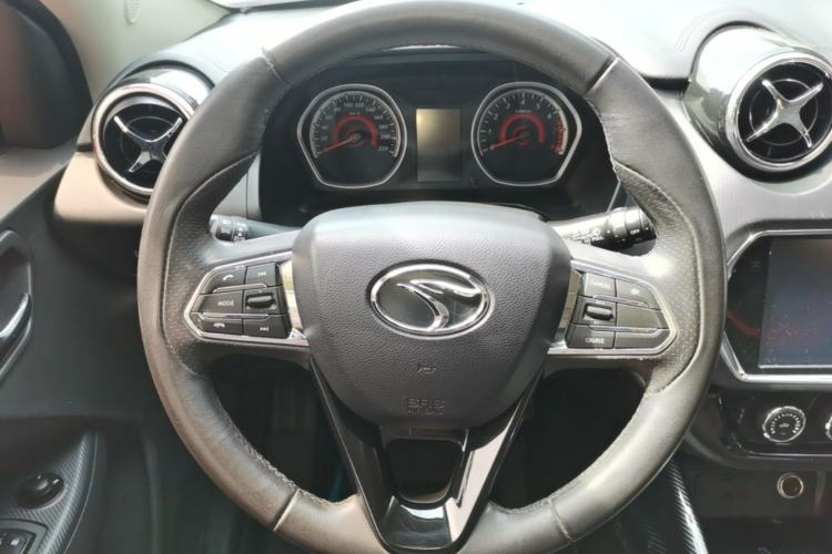 Used Soueast DX3 2018 1.5L Manual Luxury Model Steering Wheel