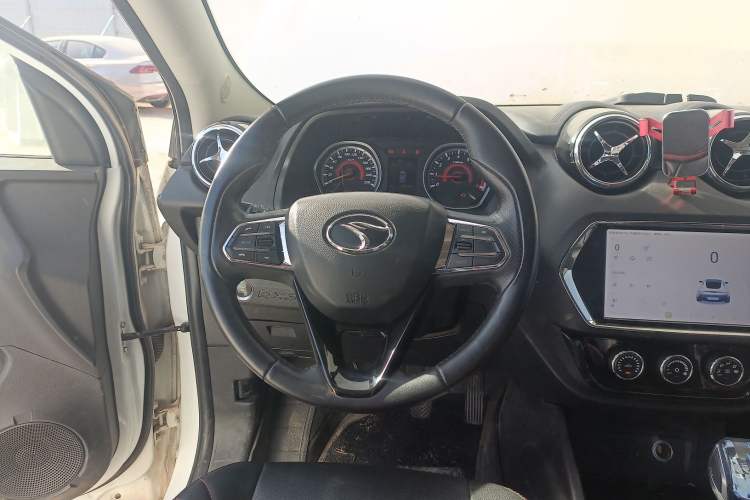 Used Soueast DX3 2018 1.5L Manual Luxury Model Steering Wheel