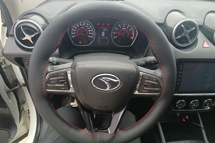 Used Soueast DX3 2018 1.5L Manual Luxury Model Steering Wheel