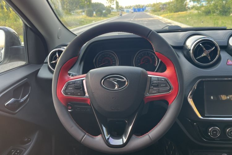 Used Soueast DX3 2018 1.5L Manual Flagship Edition Steering Wheel