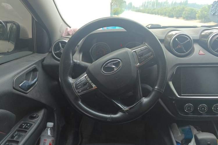 Used Soueast DX3 2018 1.5T CVT Luxury Model Steering Wheel