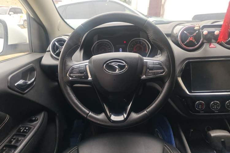 Used Soueast DX3 2018 1.5T CVT Luxury Model Steering Wheel
