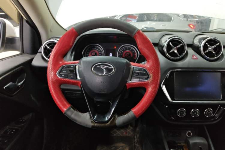 Used Soueast DX3 2018 1.5T CVT Luxury Model Steering Wheel