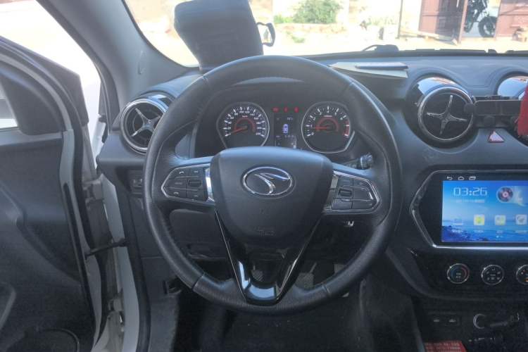 Used Soueast DX3 2018 1.5L Manual Luxury Model Steering Wheel