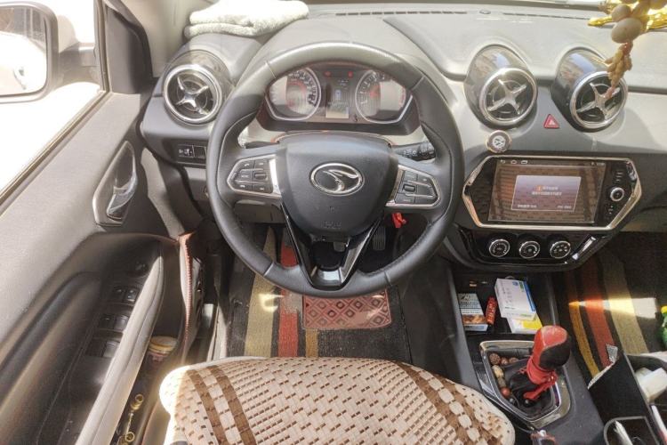 Used Soueast DX3 2018 1.5L Manual Luxury Model Steering Wheel