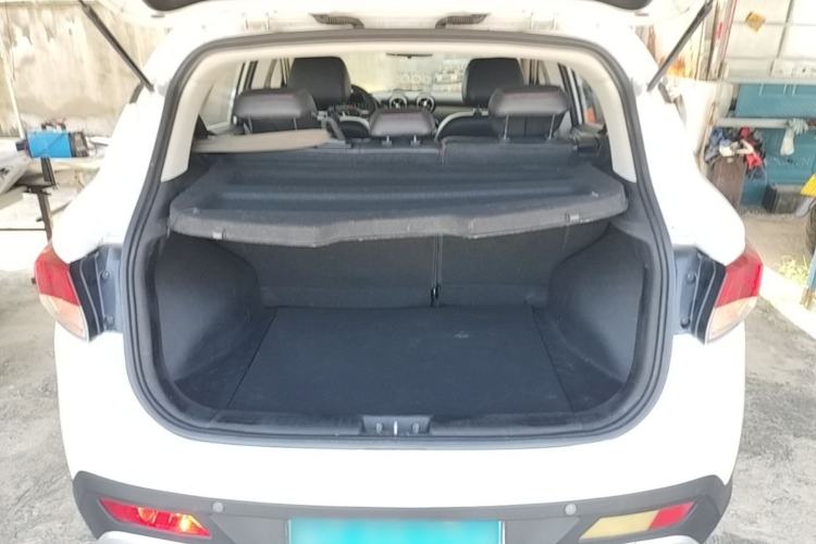 Used Soueast DX3 2018 1.5L Manual Luxury Model Trunk