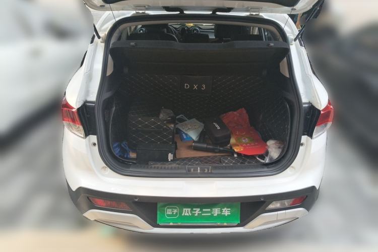 Used Soueast DX3 2018 1.5T CVT Flagship Edition Trunk