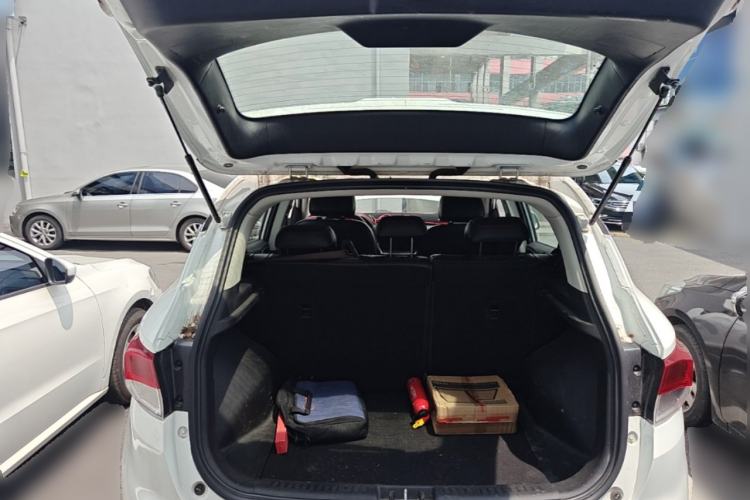 Used Soueast DX3 2018 1.5L Manual Luxury Model Trunk