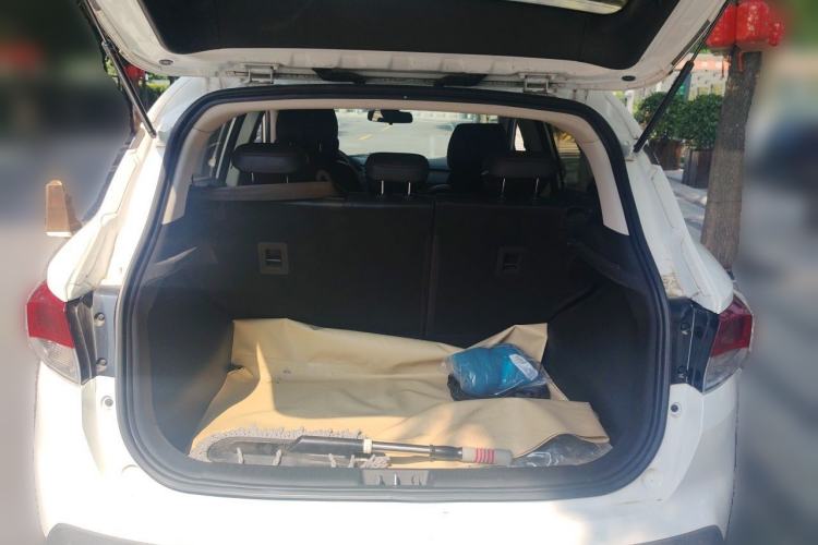 Used Soueast DX3 2018 1.5T CVT Luxury Model Trunk