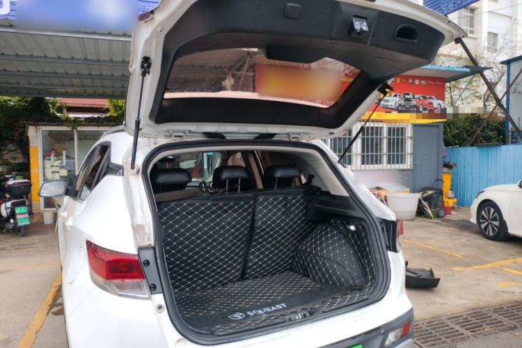 Used Soueast DX3 2018 1.5L Manual Luxury Model Trunk