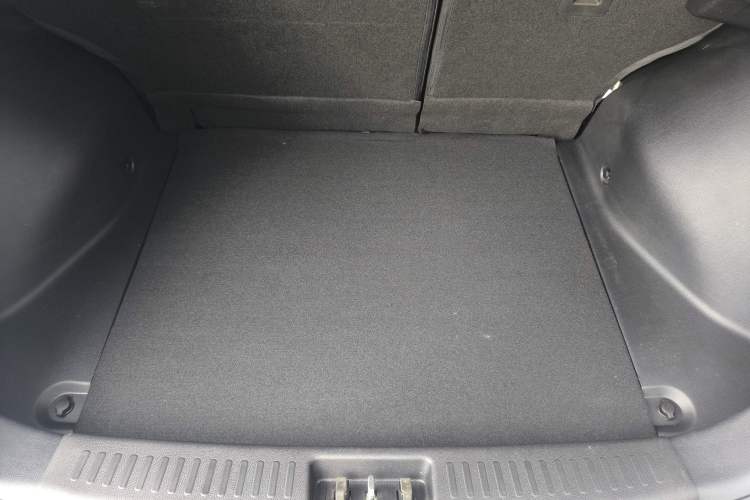 Used Soueast DX3 2018 1.5L Manual Luxury Model Trunk