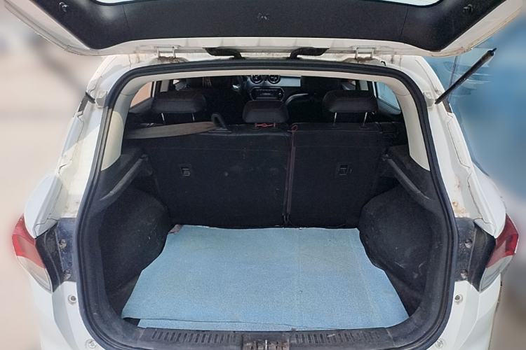 Used Soueast DX3 2018 1.5L Manual Luxury Model Trunk