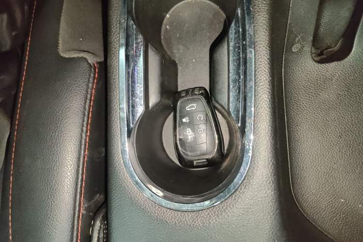 Used Soueast DX3 2018 1.5T CVT Luxury Model Vehicle Key