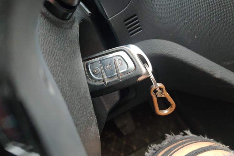 Used Soueast DX3 2018 1.5L Outdoor Edition Manual Luxury Version Vehicle Key