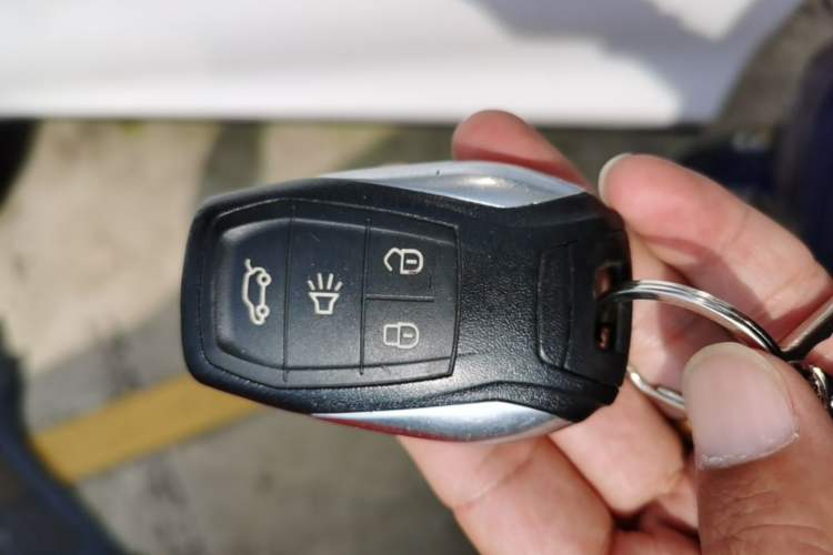 Used Soueast DX3 2018 1.5L Manual Luxury Model Vehicle Key
