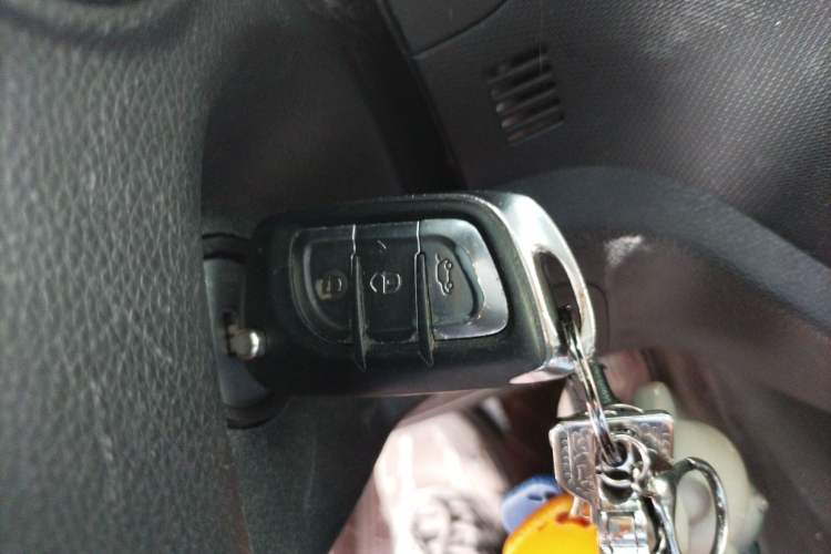 Used Soueast DX3 2018 EV400 Luxury Edition Vehicle Key