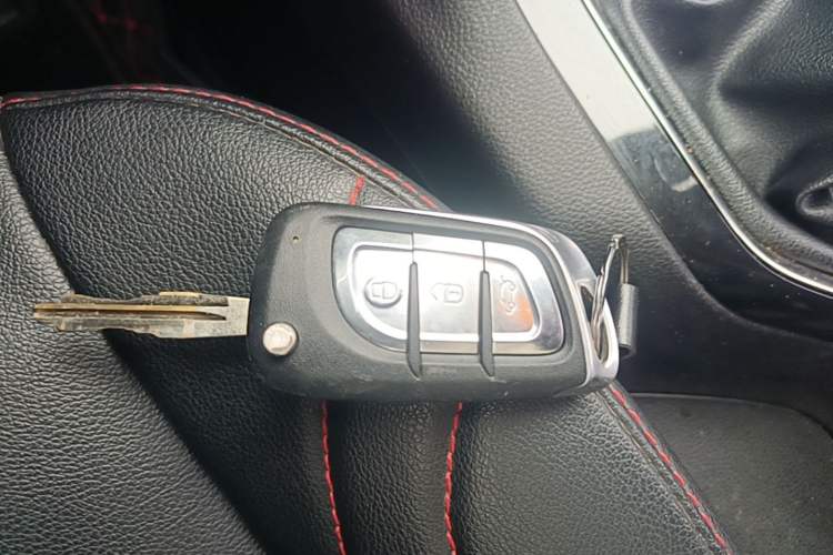 Used Soueast DX3 2018 1.5L Manual Luxury Model Vehicle Key