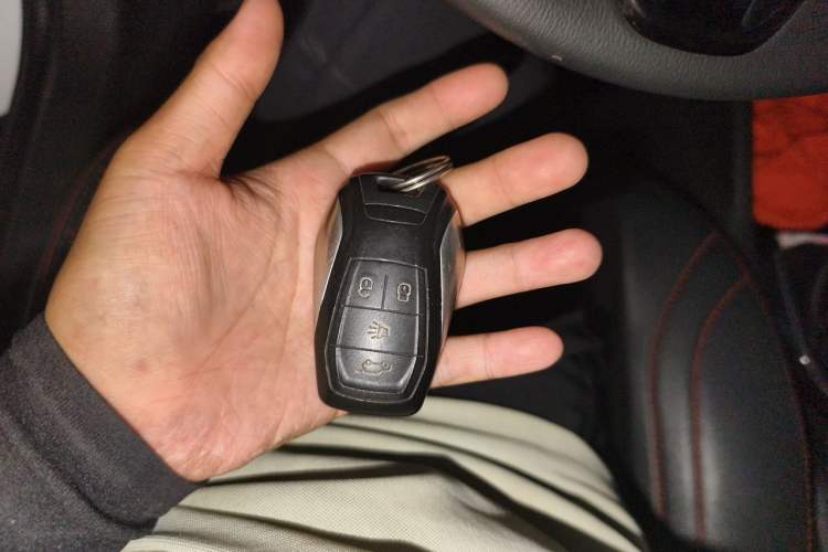 Used Soueast DX3 2018 1.5L Manual Luxury Model Vehicle Key