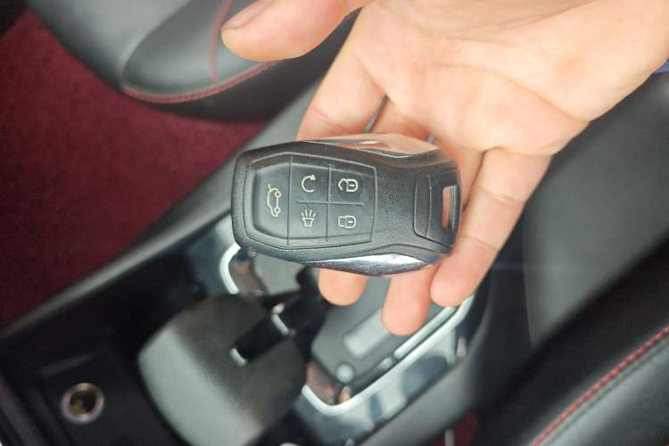 Used Soueast DX3 2018 1.5T CVT Luxury Model Vehicle Key
