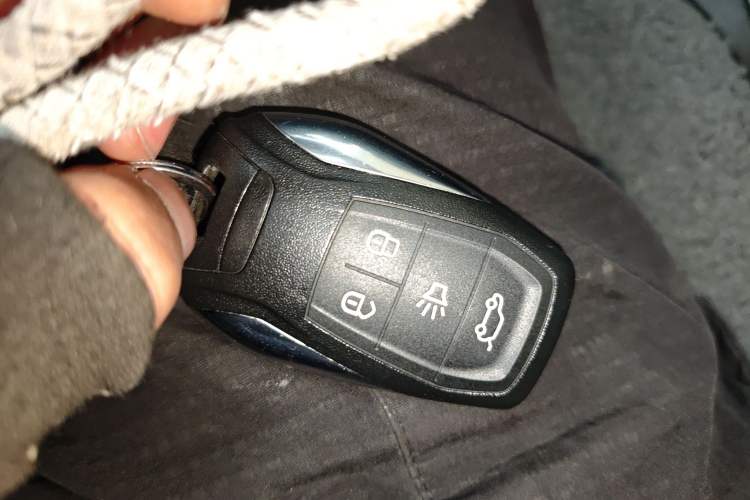 Used Soueast DX3 2018 1.5L Manual Luxury Model Vehicle Key