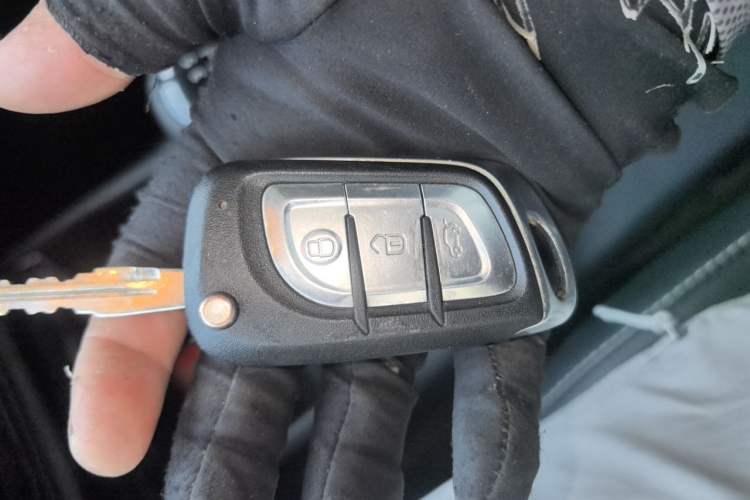 Used Soueast DX3 2018 1.5L Manual Luxury Model Vehicle Key