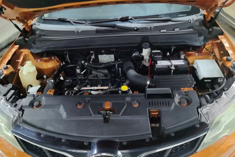 Used Soueast DX3 2018 1.5T CVT Luxury Model Engine Bay