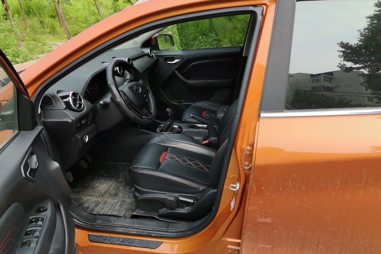 Used Soueast DX3 2018 1.5L Manual Luxury Model Left Front Seat