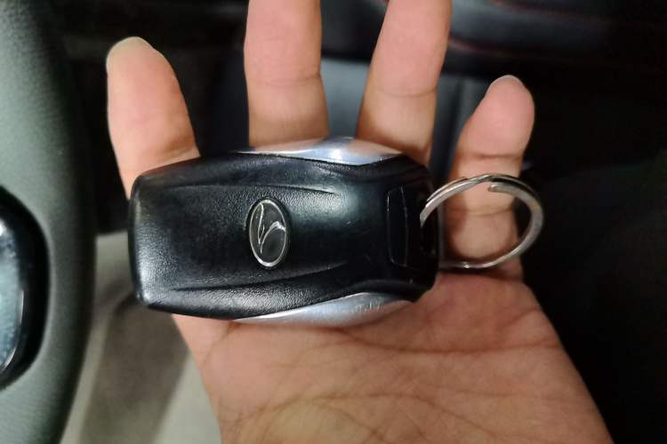 Used Soueast DX3 2018 1.5T CVT Luxury Model Vehicle Key