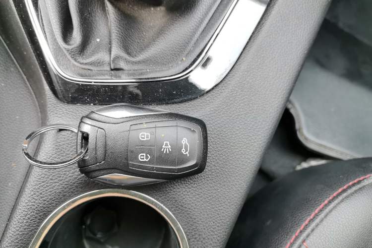 Used Soueast DX3 2018 1.5L Manual Luxury Model Vehicle Key
