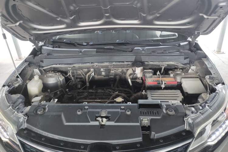 Used Soueast DX3 2019 1.5L Manual Luxury Model China VI Standard Engine Bay