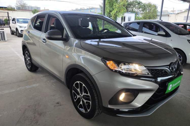 Used Soueast DX3 2019 1.5L Manual Luxury Model China VI Standard Front Right 45 Deg