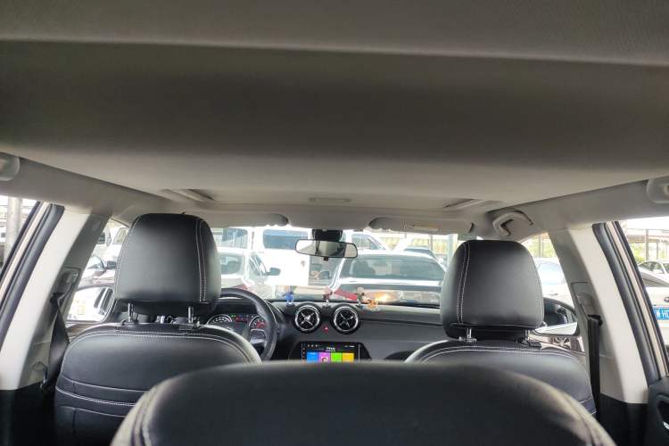 Used Soueast DX3 2019 1.5L Manual Luxury Model China VI Standard Headliner
