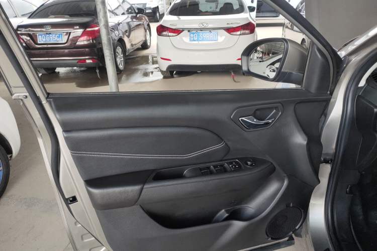 Used Soueast DX3 2019 1.5L Manual Luxury Model China VI Standard Left Front Door Interior